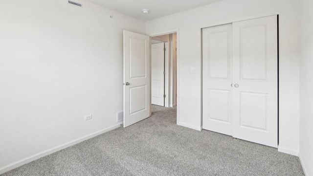 17395 Ulster Drive, Tinley Park, IL 60477