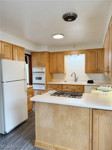 1671 Westhill Boulevard, Westlake, OH 44145