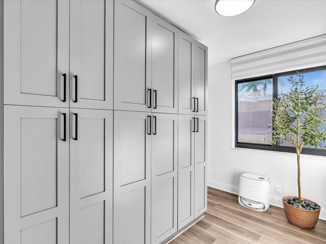 2105 NE 62nd Street, Fort Lauderdale, FL 33308