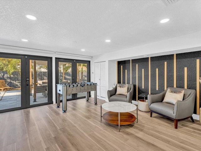 2105 NE 62nd Street, Fort Lauderdale, FL 33308