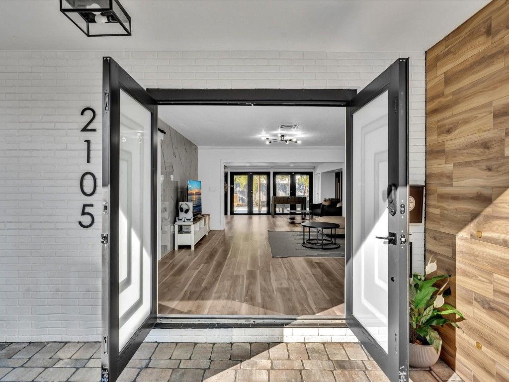 2105 NE 62nd Street, Fort Lauderdale, FL 33308