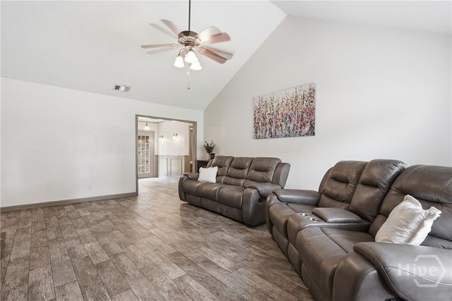 119 E Sagebrush Lane, Savannah, GA 31419