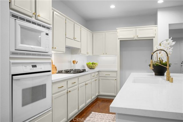 27 Silver Forest Court, Azusa, CA 91702