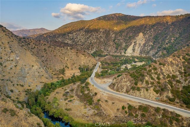 27 Silver Forest Court, Azusa, CA 91702