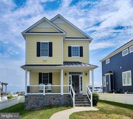 2274 LAKE DR, Pasadena, MD 21122