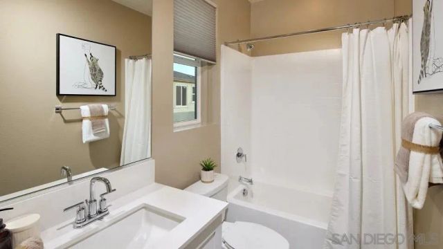 881 Obediah Loop 3, Chula Vista, CA 91911