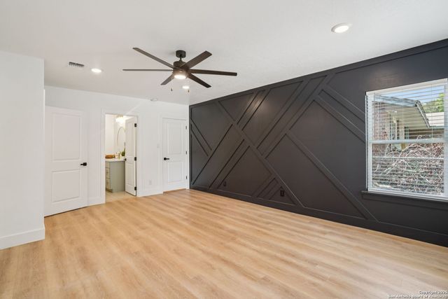 6322 Dove Hill, San Antonio, TX 78238