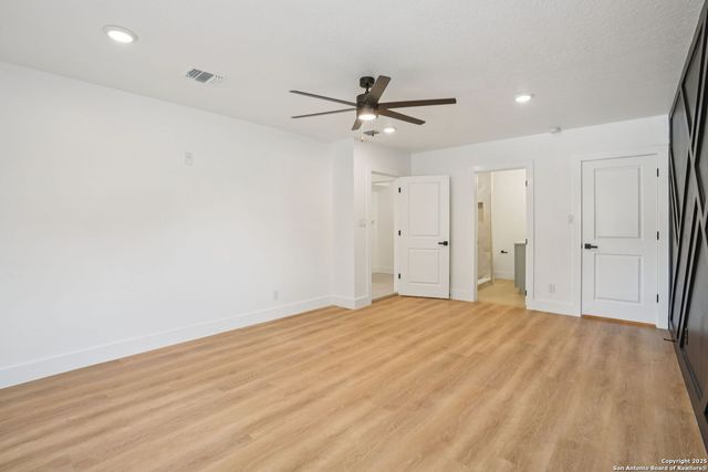 6322 Dove Hill, San Antonio, TX 78238