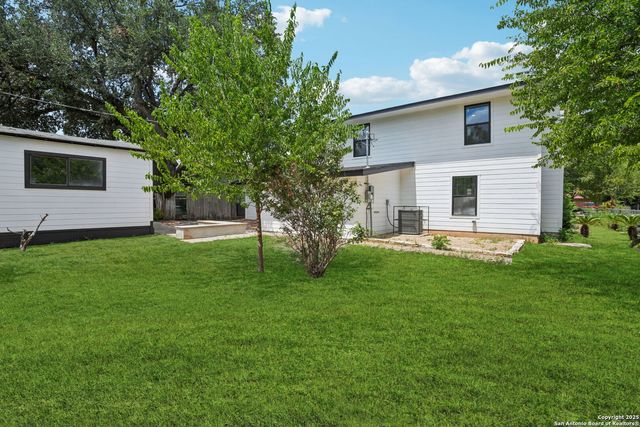 6322 Dove Hill, San Antonio, TX 78238