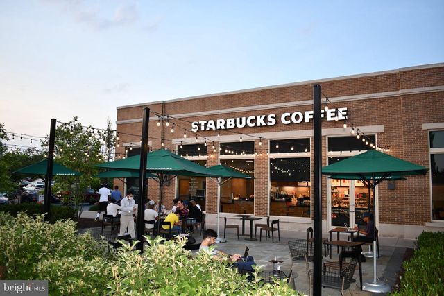 100 STOWE DR, Gaithersburg, MD 20878