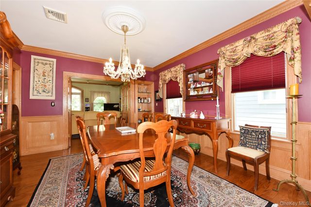 328 38th Road, Douglaston, NY 11363