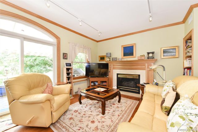 328 38th Road, Douglaston, NY 11363
