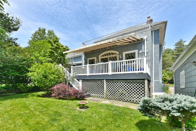 328 38th Road, Douglaston, NY 11363