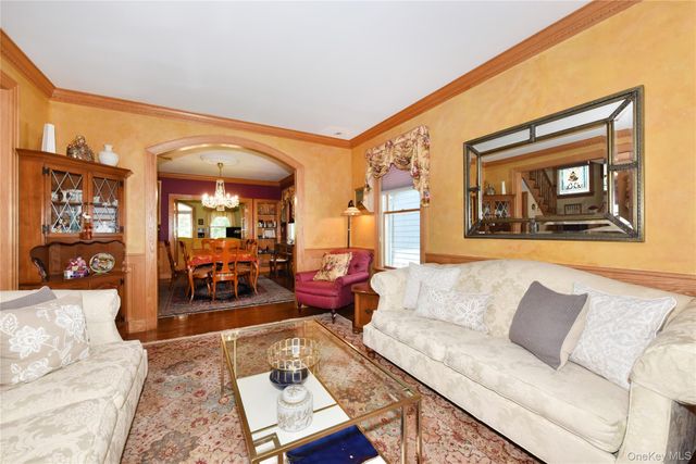328 38th Road, Douglaston, NY 11363