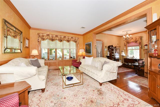 328 38th Road, Douglaston, NY 11363