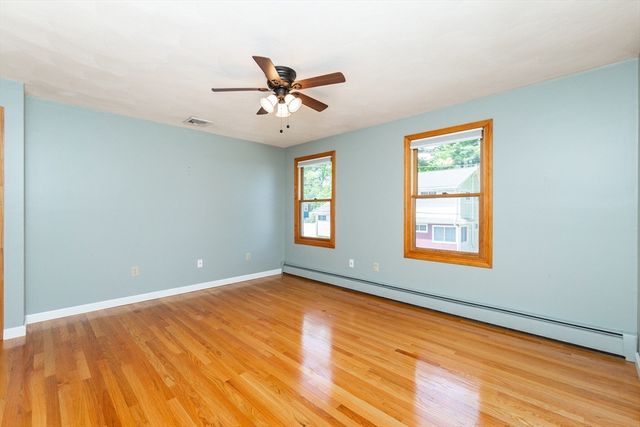 63 Bow St, Saugus, MA 01906