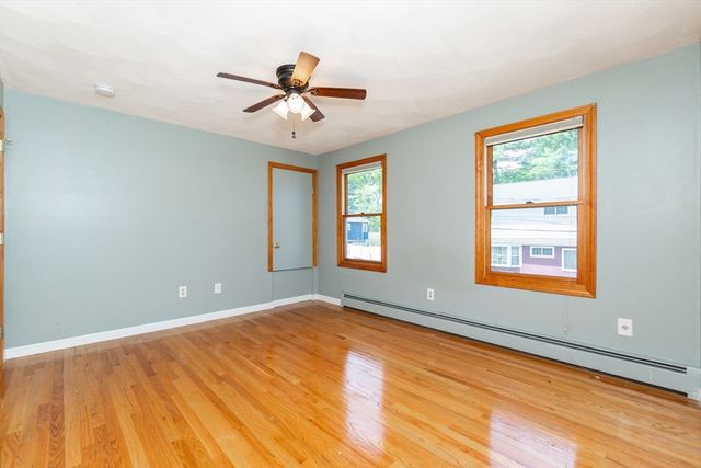 63 Bow St, Saugus, MA 01906