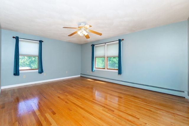 63 Bow St, Saugus, MA 01906