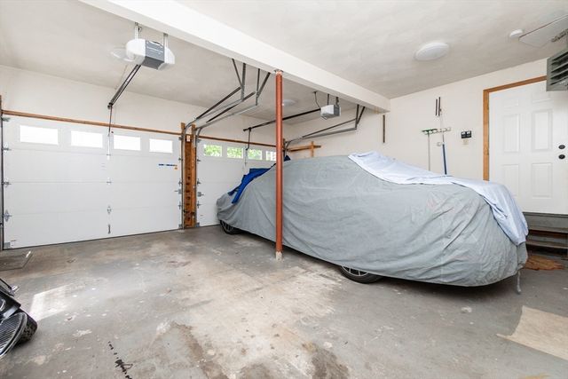 63 Bow St, Saugus, MA 01906
