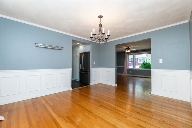 63 Bow St, Saugus, MA 01906