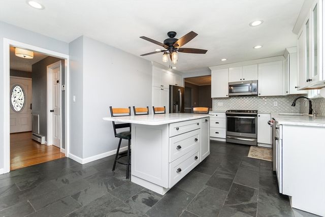 63 Bow St, Saugus, MA 01906