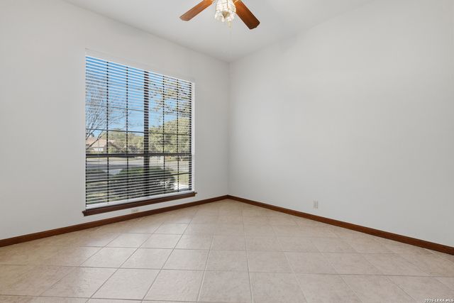 220 Lundblade Ln., Castle Hills, TX 78213