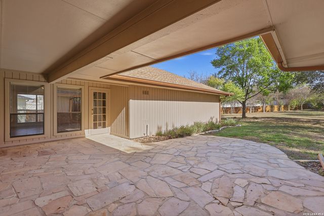 220 Lundblade Ln., Castle Hills, TX 78213