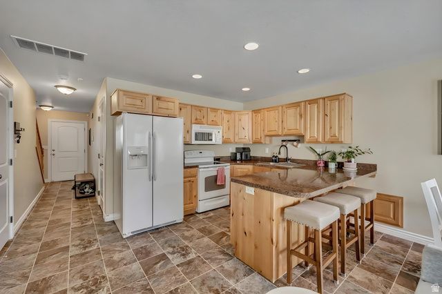 1865 E WHITETAIL WAY, Layton, UT 84040