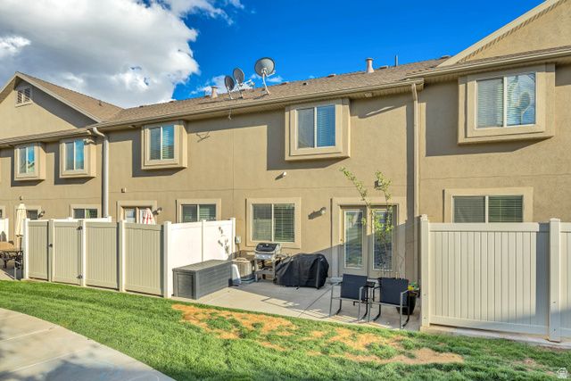 1865 E WHITETAIL WAY, Layton, UT 84040