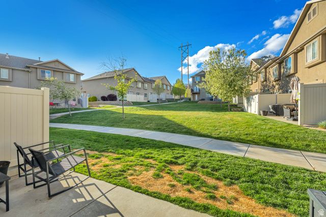 1865 E WHITETAIL WAY, Layton, UT 84040
