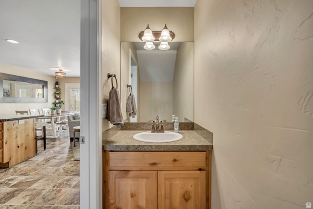 1865 E WHITETAIL WAY, Layton, UT 84040 — photo 4