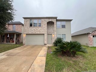 6042 kensinger, Converse, TX 78109