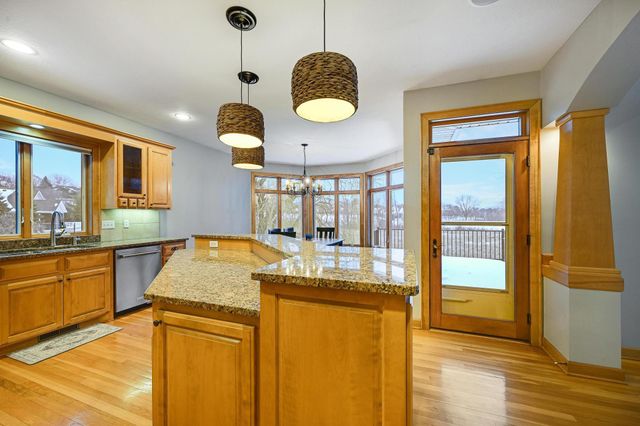 8830 Wedgemere Drive, Victoria, MN 55386