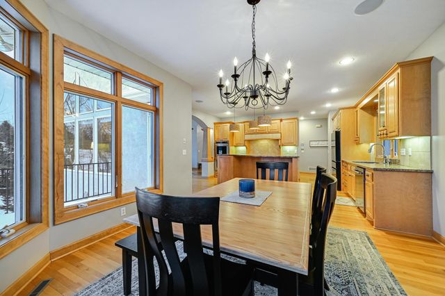 8830 Wedgemere Drive, Victoria, MN 55386