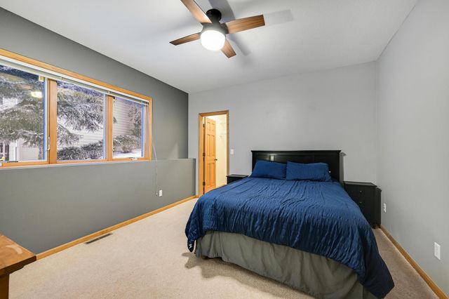 8830 Wedgemere Drive, Victoria, MN 55386