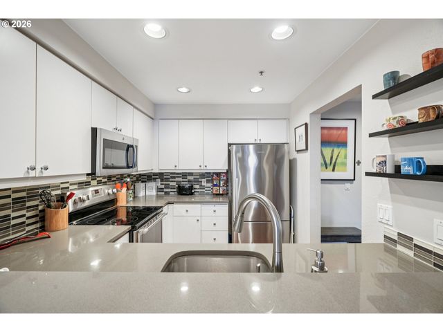 1718 Ne 11TH Ave 204, Portland, OR 97212