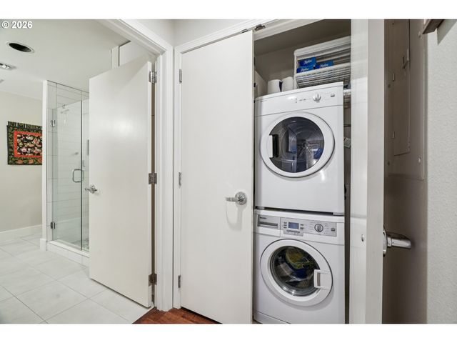 1718 Ne 11TH Ave 204, Portland, OR 97212