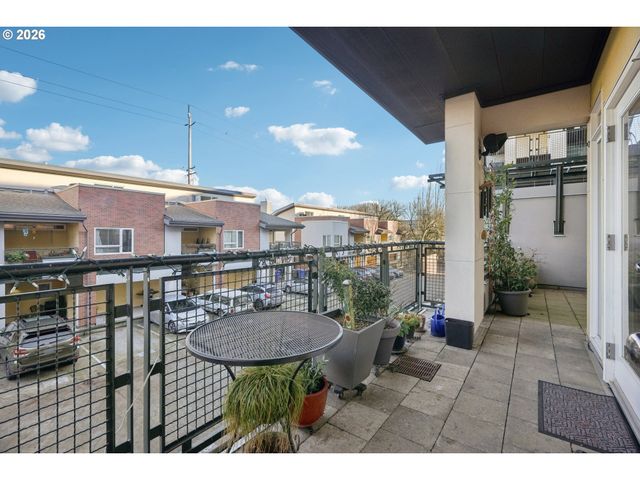 1718 Ne 11TH Ave 204, Portland, OR 97212