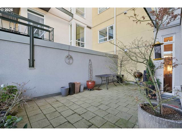 1718 Ne 11TH Ave 204, Portland, OR 97212