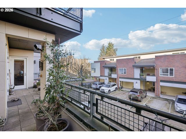 1718 Ne 11TH Ave 204, Portland, OR 97212