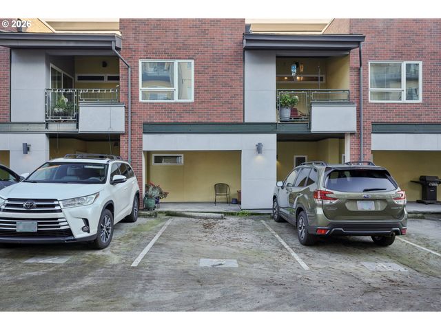 1718 Ne 11TH Ave 204, Portland, OR 97212