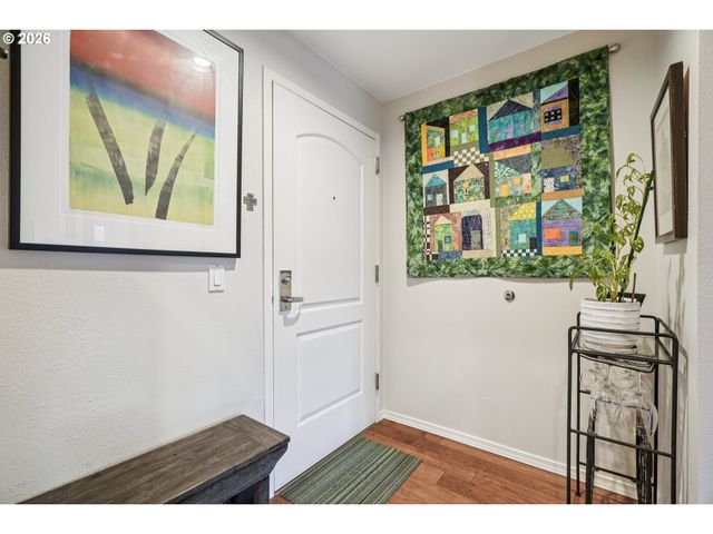 1718 Ne 11TH Ave 204, Portland, OR 97212