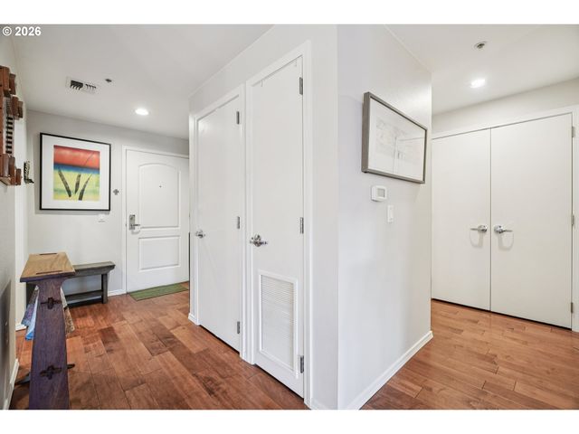 1718 Ne 11TH Ave 204, Portland, OR 97212