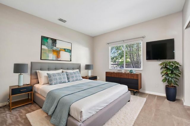 1953 Jim Casebolt Way, Sacramento, CA 95835