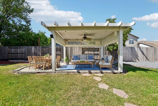 1953 Jim Casebolt Way, Sacramento, CA 95835
