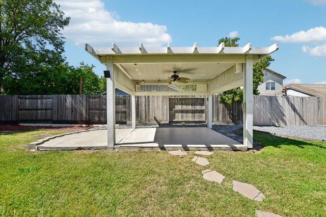 1953 Jim Casebolt Way, Sacramento, CA 95835