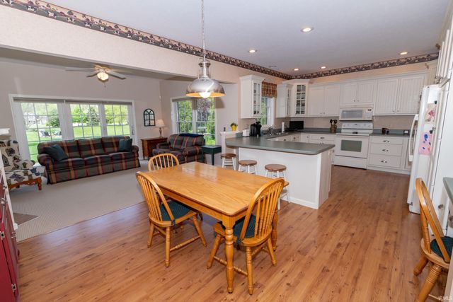 57381 Appleseed Court, Elkhart, IN 46516
