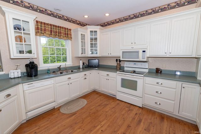 57381 Appleseed Court, Elkhart, IN 46516
