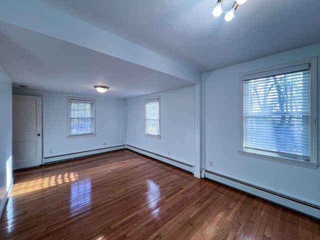 56 Rockridge Rd, Framingham, MA 01702