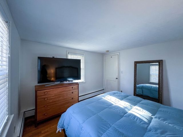 56 Rockridge Rd, Framingham, MA 01702